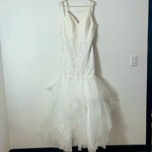 Lucci Lu plunging Mermaid Gown Wedding White Lace Sequin Dress size 14 new w/tag
